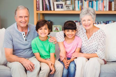 Qué tan preciso es un test de ADN para abuelos en comparación con un test de paternidad?